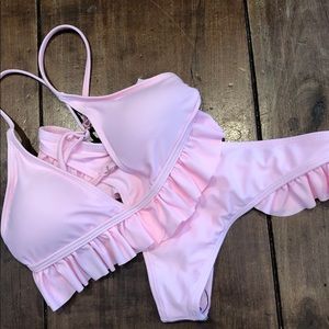 Adorable pink bikini!